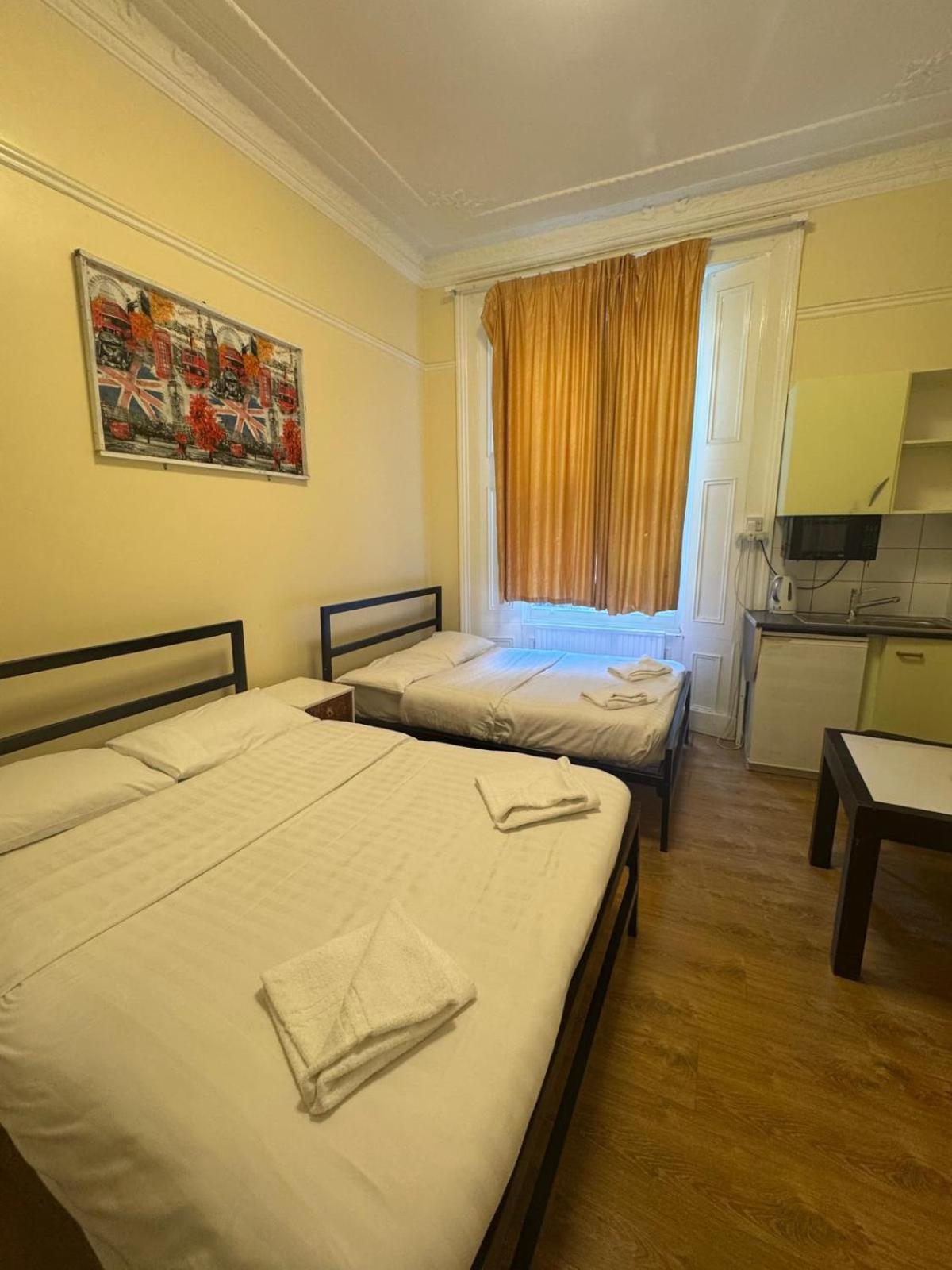 Gasthof Anwar House London